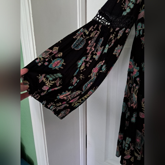 Free People Just the Two of Us Tunic Black Floral Small Crochet Mini - Picture 13 of 16